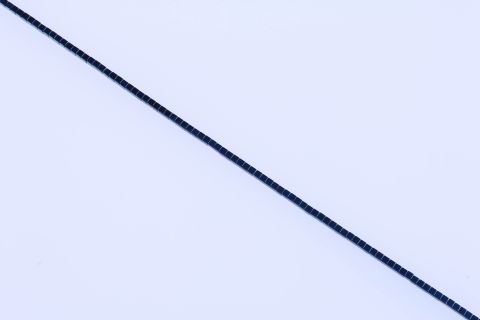 Strang Hematite, blau, Würfel, 3x3mm, 40cm