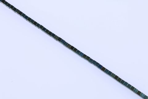 Strang Hematite, grün, Würfel, 6x6mm, 40cm