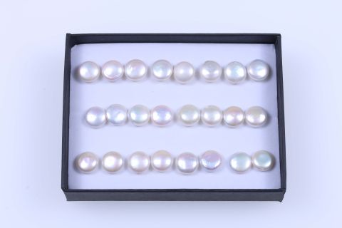 Ohrsteckerbox 12 Paar Süsswasser, weiß, Moneypearl, 15mm, 925 Silber rhodiniert,