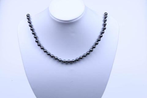 Kette Hematite, schwarz, Kugel, 6mm, Karabiner goldfarben, 80cm