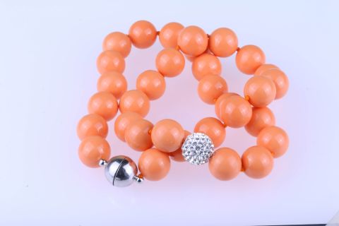 Kette geknotet Muschelkern, orange mit Strass Kugel, 12mm, Magnet silberfarben, 45cm